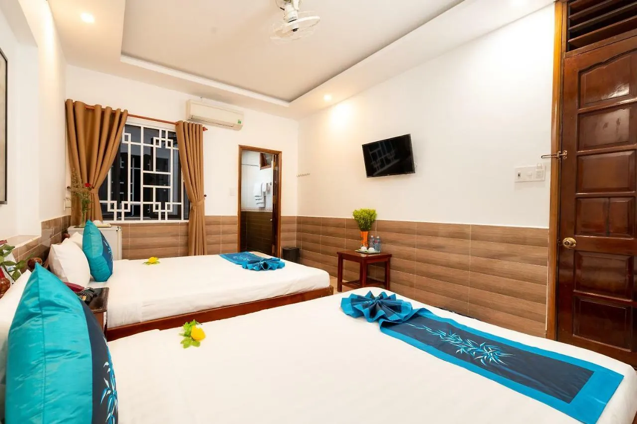 Family Hotel هوي ان